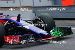 Toro Rosso Front wing. 08.03.2018. Formula One Testing, Day Three, Barcelona, Spain. Thursday.