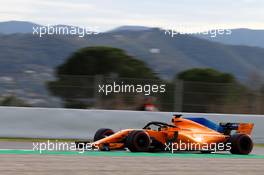 Stoffel Vandoorne (BEL) McLaren MCL33. 08.03.2018. Formula One Testing, Day Three, Barcelona, Spain. Thursday.