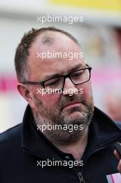 Tom McCullough (GBR) Sahara Force India F1 Team Chief Engineer with the media. 08.03.2018. Formula One Testing, Day Three, Barcelona, Spain. Thursday.