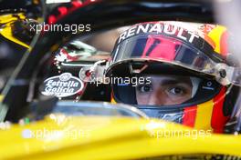 Carlos Sainz Jr (ESP) Renault F1 Team  06.03.2018. Formula One Testing, Day One, Barcelona, Spain. Tuesday.