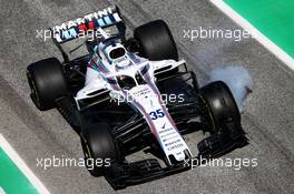 Sergey Sirotkin (RUS) Williams FW41 locks up under braking. 07.03.2018. Formula One Testing, Day Two, Barcelona, Spain. Wednesday.