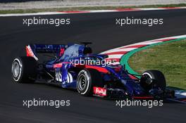 Brendon Hartley (NZL) Scuderia Toro Rosso STR13. 07.03.2018. Formula One Testing, Day Two, Barcelona, Spain. Wednesday.