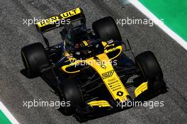 Nico Hulkenberg (GER) Renault Sport F1 Team RS18. 07.03.2018. Formula One Testing, Day Two, Barcelona, Spain. Wednesday.