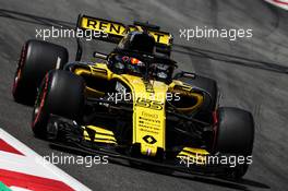 Carlos Sainz Jr (ESP) Renault Sport F1 Team RS18. 15.05.2018. Formula One In Season Testing, Day One, Barcelona, Spain. Tuesday.