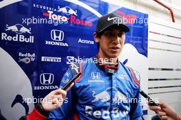Sean Gelael (IDN) Scuderia Toro Rosso Test Driver with the media. 15.05.2018. Formula One In Season Testing, Day One, Barcelona, Spain. Tuesday.