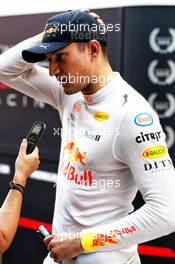 Jake Dennis (GBR) Red Bull Racing Test Driver with the media. 16.05.2018. Formula One In Season Testing, Day Two, Barcelona, Spain. Wednesday.