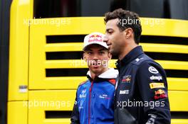 (L to R): Pierre Gasly (FRA) Scuderia Toro Rosso with Daniel Ricciardo (AUS) Red Bull Racing. 24.08.2018. Formula 1 World Championship, Rd 13, Belgian Grand Prix, Spa Francorchamps, Belgium, Practice Day.