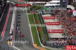 Lewis Hamilton (GBR) Mercedes AMG F1 W09 leads at the start of the race. 26.08.2018. Formula 1 World Championship, Rd 13, Belgian Grand Prix, Spa Francorchamps, Belgium, Race Day.