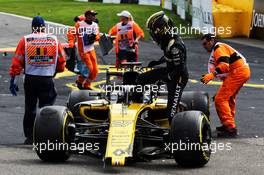 Nico Hulkenberg (GER) Renault Sport F1 Team RS18 crashed at the start of the race. 26.08.2018. Formula 1 World Championship, Rd 13, Belgian Grand Prix, Spa Francorchamps, Belgium, Race Day.