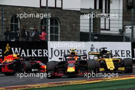 Max Verstappen (NLD) Red Bull Racing RB14 leads Nico Hulkenberg (GER) Renault Sport F1 Team RS18 and Daniel Ricciardo (AUS) Red Bull Racing RB14. 25.08.2018. Formula 1 World Championship, Rd 13, Belgian Grand Prix, Spa Francorchamps, Belgium, Qualifying Day.