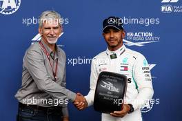 Lewis Hamilton (GBR) Mercedes AMG F1 receives the Pirelli Pole Position award from Damon Hill (GBR) Sky Sports Presenter. 25.08.2018. Formula 1 World Championship, Rd 13, Belgian Grand Prix, Spa Francorchamps, Belgium, Qualifying Day.