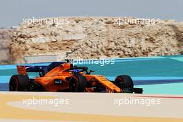 Fernando Alonso (ESP) McLaren MCL33. 06.04.2018. Formula 1 World Championship, Rd 2, Bahrain Grand Prix, Sakhir, Bahrain, Practice Day