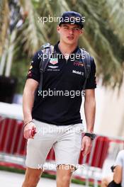 Max Verstappen (NLD) Red Bull Racing. 06.04.2018. Formula 1 World Championship, Rd 2, Bahrain Grand Prix, Sakhir, Bahrain, Practice Day