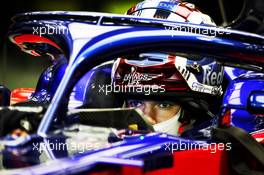 Pierre Gasly (FRA) Scuderia Toro Rosso STR13. 06.04.2018. Formula 1 World Championship, Rd 2, Bahrain Grand Prix, Sakhir, Bahrain, Practice Day