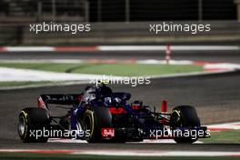 Pierre Gasly (FRA) Scuderia Toro Rosso STR13. 06.04.2018. Formula 1 World Championship, Rd 2, Bahrain Grand Prix, Sakhir, Bahrain, Practice Day