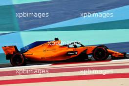 Fernando Alonso (ESP) McLaren MCL33. 06.04.2018. Formula 1 World Championship, Rd 2, Bahrain Grand Prix, Sakhir, Bahrain, Practice Day