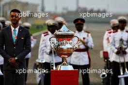 A trophy on the grid. 08.04.2018. Formula 1 World Championship, Rd 2, Bahrain Grand Prix, Sakhir, Bahrain, Race Day.
