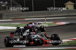 Romain Grosjean (FRA) Haas F1 Team VF-18. 08.04.2018. Formula 1 World Championship, Rd 2, Bahrain Grand Prix, Sakhir, Bahrain, Race Day.