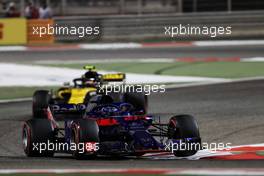 Pierre Gasly (FRA) Scuderia Toro Rosso STR13. 08.04.2018. Formula 1 World Championship, Rd 2, Bahrain Grand Prix, Sakhir, Bahrain, Race Day.