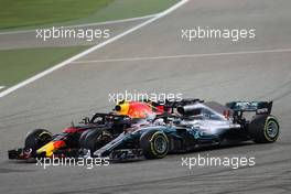 Max Verstappen (NLD) Red Bull Racing and Lewis Hamilton (GBR) Mercedes AMG F1   08.04.2018. Formula 1 World Championship, Rd 2, Bahrain Grand Prix, Sakhir, Bahrain, Race Day.