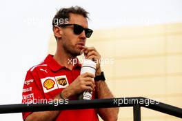 Sebastian Vettel (GER) Ferrari on the drivers parade. 08.04.2018. Formula 1 World Championship, Rd 2, Bahrain Grand Prix, Sakhir, Bahrain, Race Day.