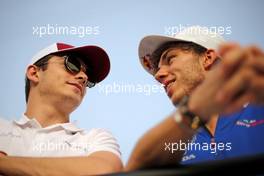 Charles Leclerc (FRA) Sauber F1 Team and Pierre Gasly (FRA) Scuderia Toro Rosso  08.04.2018. Formula 1 World Championship, Rd 2, Bahrain Grand Prix, Sakhir, Bahrain, Race Day.