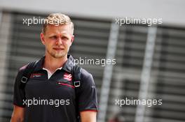 Kevin Magnussen (DEN) Haas F1 Team. 05.04.2018. Formula 1 World Championship, Rd 2, Bahrain Grand Prix, Sakhir, Bahrain, Preparation Day.