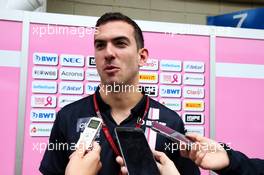 Nicholas Latifi (CDN) Racing Point Force India F1 Team Development Driver with the media. 09.11.2018. Formula 1 World Championship, Rd 20, Brazilian Grand Prix, Sao Paulo, Brazil, Practice Day.