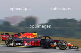 Daniel Ricciardo (AUS) Red Bull Racing  09.11.2018. Formula 1 World Championship, Rd 20, Brazilian Grand Prix, Sao Paulo, Brazil, Practice Day.