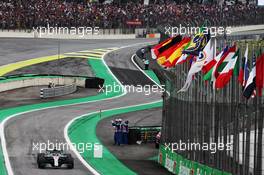 Race winner Lewis Hamilton (GBR) Mercedes AMG F1 W09 enters parc ferme. 11.11.2018. Formula 1 World Championship, Rd 20, Brazilian Grand Prix, Sao Paulo, Brazil, Race Day.