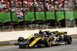 Carlos Sainz Jr (ESP) Renault Sport F1 Team RS18 and Nico Hulkenberg (GER) Renault Sport F1 Team RS18 battle for position. 11.11.2018. Formula 1 World Championship, Rd 20, Brazilian Grand Prix, Sao Paulo, Brazil, Race Day.