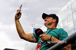 Rubens Barrichello (BRA) on the drivers parade. 11.11.2018. Formula 1 World Championship, Rd 20, Brazilian Grand Prix, Sao Paulo, Brazil, Race Day.