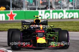 Max Verstappen (NLD) Red Bull Racing RB14 with flow-vis paint on the front wing. 08.06.2018. Formula 1 World Championship, Rd 7, Canadian Grand Prix, Montreal, Canada, Practice Day.