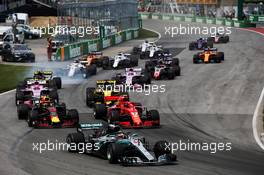 Lewis Hamilton (GBR) Mercedes AMG F1 W09 at the start of the race. 10.06.2018. Formula 1 World Championship, Rd 7, Canadian Grand Prix, Montreal, Canada, Race Day.