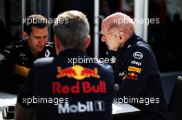 (L to R): Remi Taffin (FRA) Renault Sport F1 Engine Technical Director with Paul Monaghan (GBR) Red Bull Racing Chief Engineer and Adrian Newey (GBR) Red Bull Racing Chief Technical Officer.