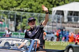 Max Verstappen (NLD) Red Bull Racing on the drivers parade. 10.06.2018. Formula 1 World Championship, Rd 7, Canadian Grand Prix, Montreal, Canada, Race Day.