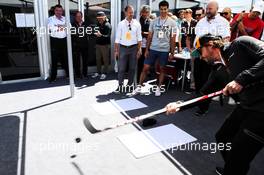 Fernando Alonso (ESP) McLaren practices Ice Hockey with the Montreal Canadiens NHL Ice Hockey team. 10.06.2018. Formula 1 World Championship, Rd 7, Canadian Grand Prix, Montreal, Canada, Race Day.