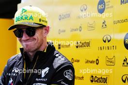 Nico Hulkenberg (GER) Renault Sport F1 Team with the media. 07.06.2018. Formula 1 World Championship, Rd 7, Canadian Grand Prix, Montreal, Canada, Preparation Day.