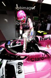 Esteban Ocon (FRA) Sahara Force India F1 VJM11. 13.04.2018. Formula 1 World Championship, Rd 3, Chinese Grand Prix, Shanghai, China, Practice Day.