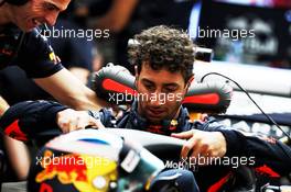 Daniel Ricciardo (AUS) Red Bull Racing RB14. 13.04.2018. Formula 1 World Championship, Rd 3, Chinese Grand Prix, Shanghai, China, Practice Day.