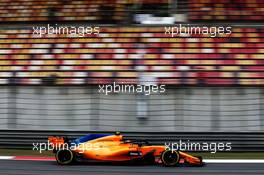 Stoffel Vandoorne (BEL) McLaren MCL33. 13.04.2018. Formula 1 World Championship, Rd 3, Chinese Grand Prix, Shanghai, China, Practice Day.