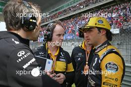 Carlos Sainz Jr (ESP) Renault F1 Team 15.04.2018. Formula 1 World Championship, Rd 3, Chinese Grand Prix, Shanghai, China, Race Day.