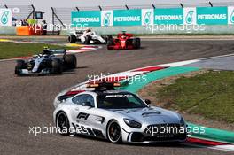 Valtteri Bottas (FIN) Mercedes AMG F1 W09 leads behind the FIA Safety Car. 15.04.2018. Formula 1 World Championship, Rd 3, Chinese Grand Prix, Shanghai, China, Race Day.