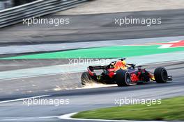 Daniel Ricciardo (AUS) Red Bull Racing RB14. 14.04.2018. Formula 1 World Championship, Rd 3, Chinese Grand Prix, Shanghai, China, Qualifying Day.