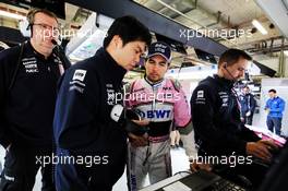 (L to R): Jun Matsuzaki (JPN) Sahara Force India F1 Team Senior Tyre Engineer with Sergio Perez (MEX) Sahara Force India F1. 14.04.2018. Formula 1 World Championship, Rd 3, Chinese Grand Prix, Shanghai, China, Qualifying Day.