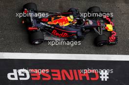 Max Verstappen (NLD) Red Bull Racing RB14. 14.04.2018. Formula 1 World Championship, Rd 3, Chinese Grand Prix, Shanghai, China, Qualifying Day.
