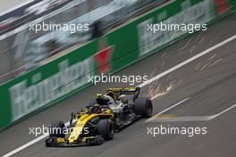 Carlos Sainz Jr (ESP) Renault F1 Team  14.04.2018. Formula 1 World Championship, Rd 3, Chinese Grand Prix, Shanghai, China, Qualifying Day.