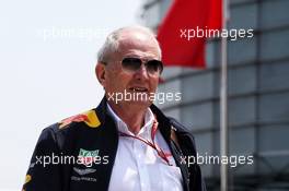 Dr Helmut Marko (AUT) Red Bull Motorsport Consultant. 15.04.2018. Formula 1 World Championship, Rd 3, Chinese Grand Prix, Shanghai, China, Race Day.