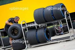 Renault F1 Team  12.04.2018. Formula 1 World Championship, Rd 3, Chinese Grand Prix, Shanghai, China, Preparation Day.