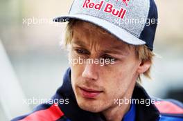Brendon Hartley (NZL) Scuderia Toro Rosso. 12.04.2018. Formula 1 World Championship, Rd 3, Chinese Grand Prix, Shanghai, China, Preparation Day.
